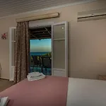 Vasiliki * Tragaki